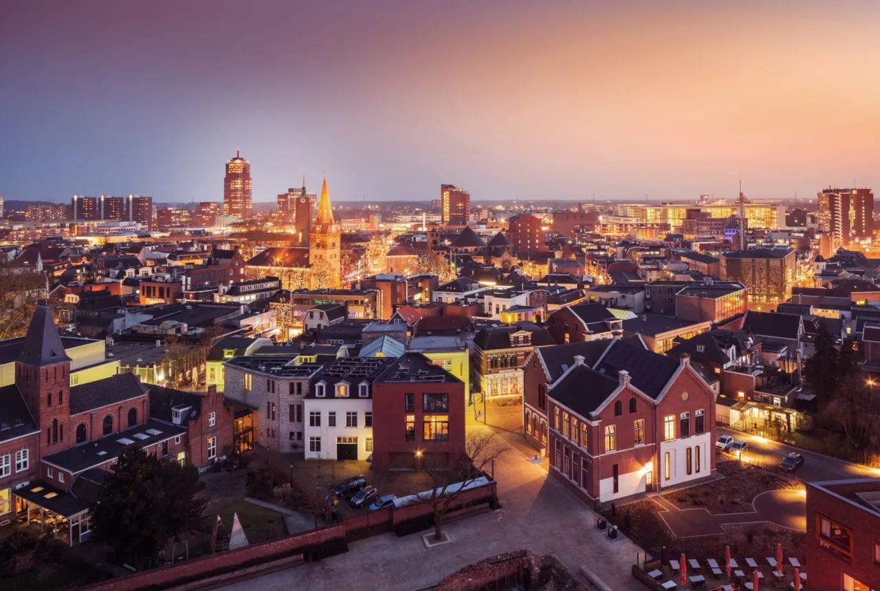 Enschede hero
